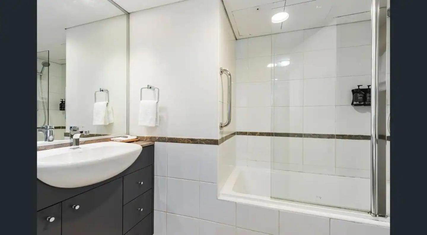Apartment Kozyguru Haymarket Modern 1 Location Nha653-508 *